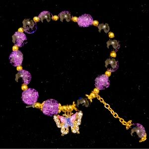 Purple and gold beaded butterfly charm bracelet with gold chain 
17cm/6.70in